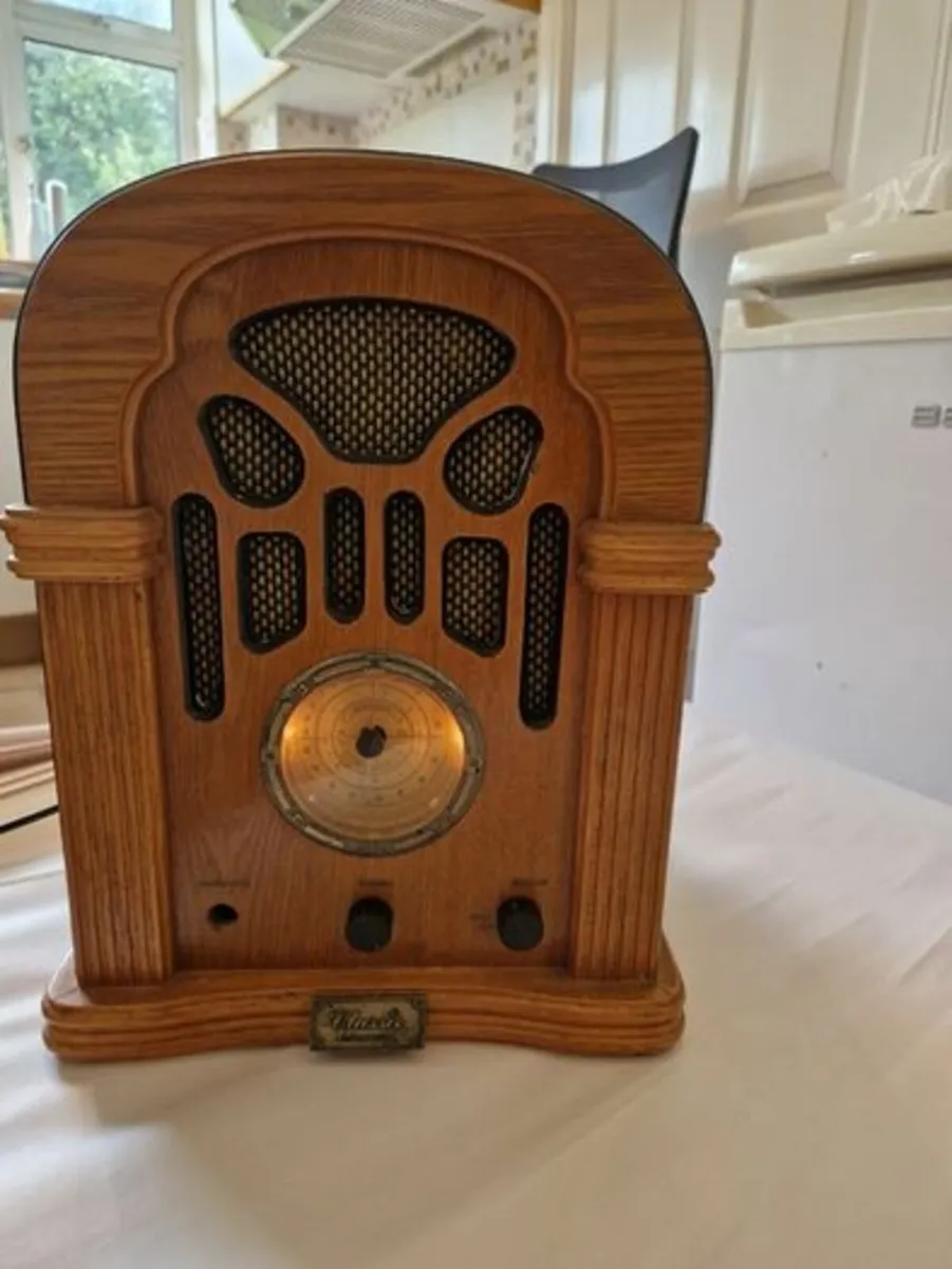 Classic Radiogram, Radio & Tape Stereo System - Image 2