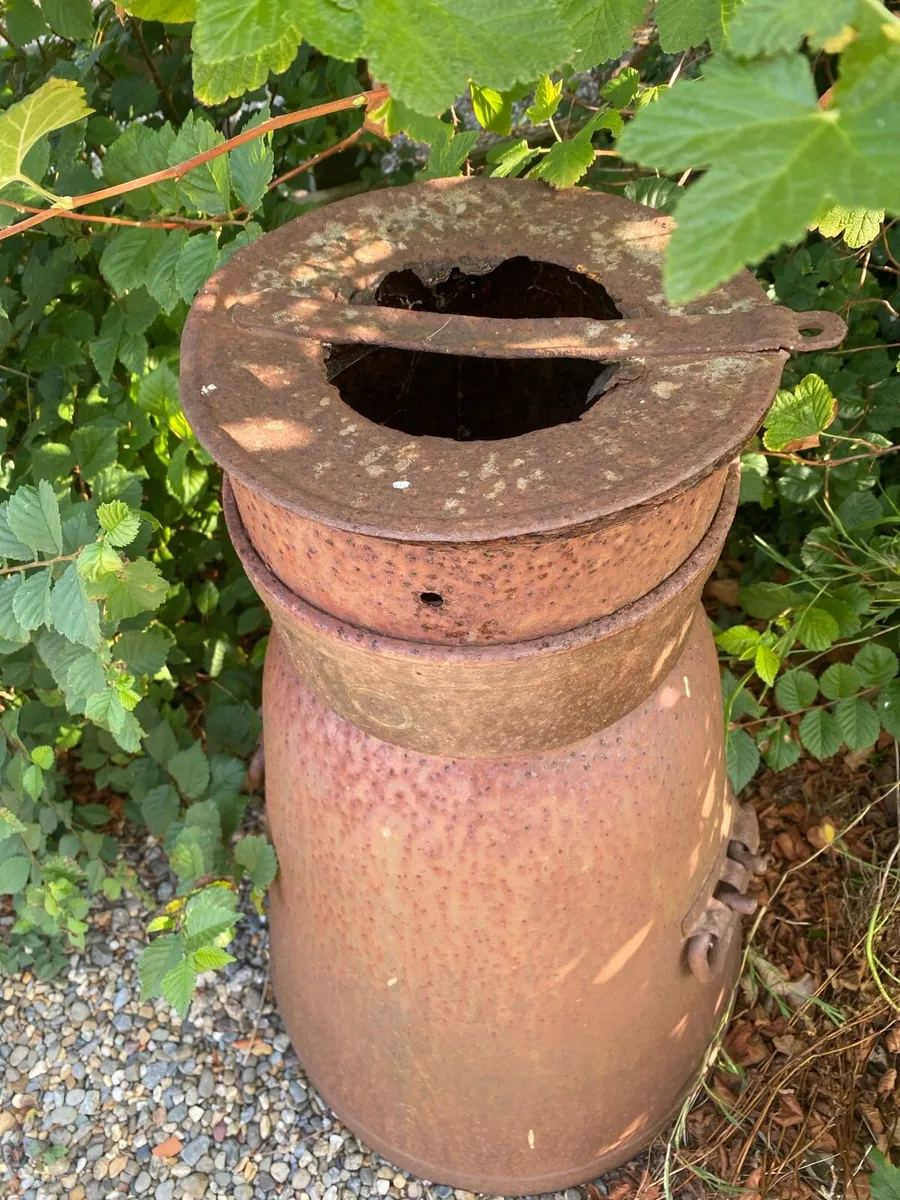 Antique iron churn - Image 3