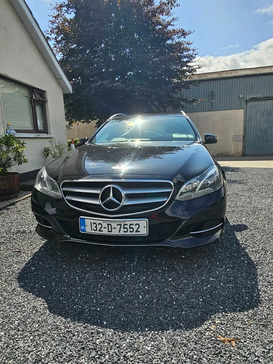 Mercedes-Benz E-Class 2013 - Image 1