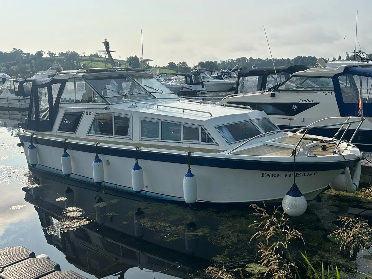 Freeman 27 Diesel Cruiser - Image 3