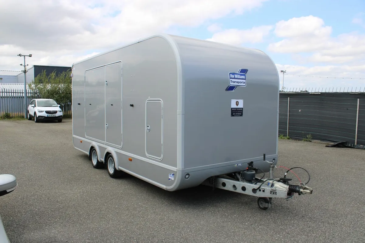 ** IFOR WILLIAMS ENCLOSED CAR TRAILER  ** - Image 1