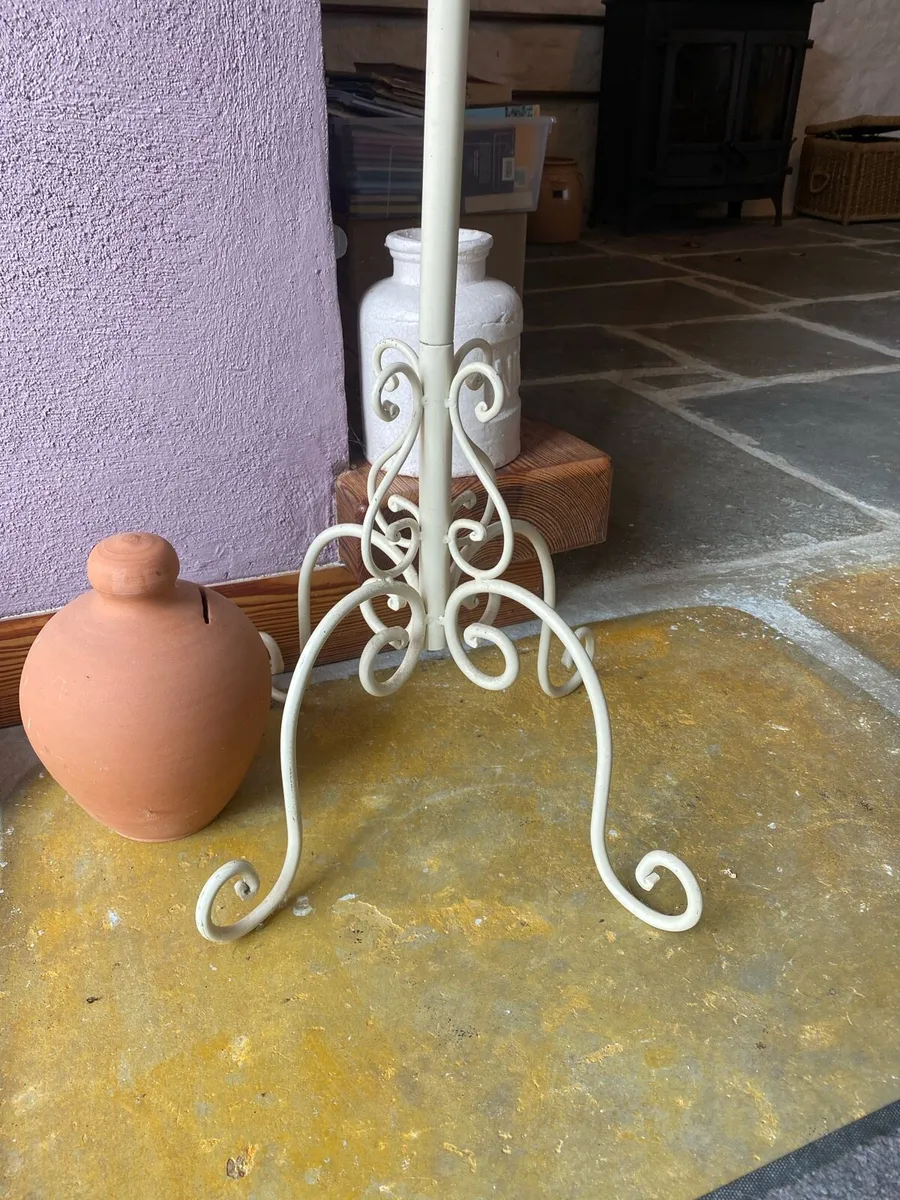 Metal coat stand - Image 3