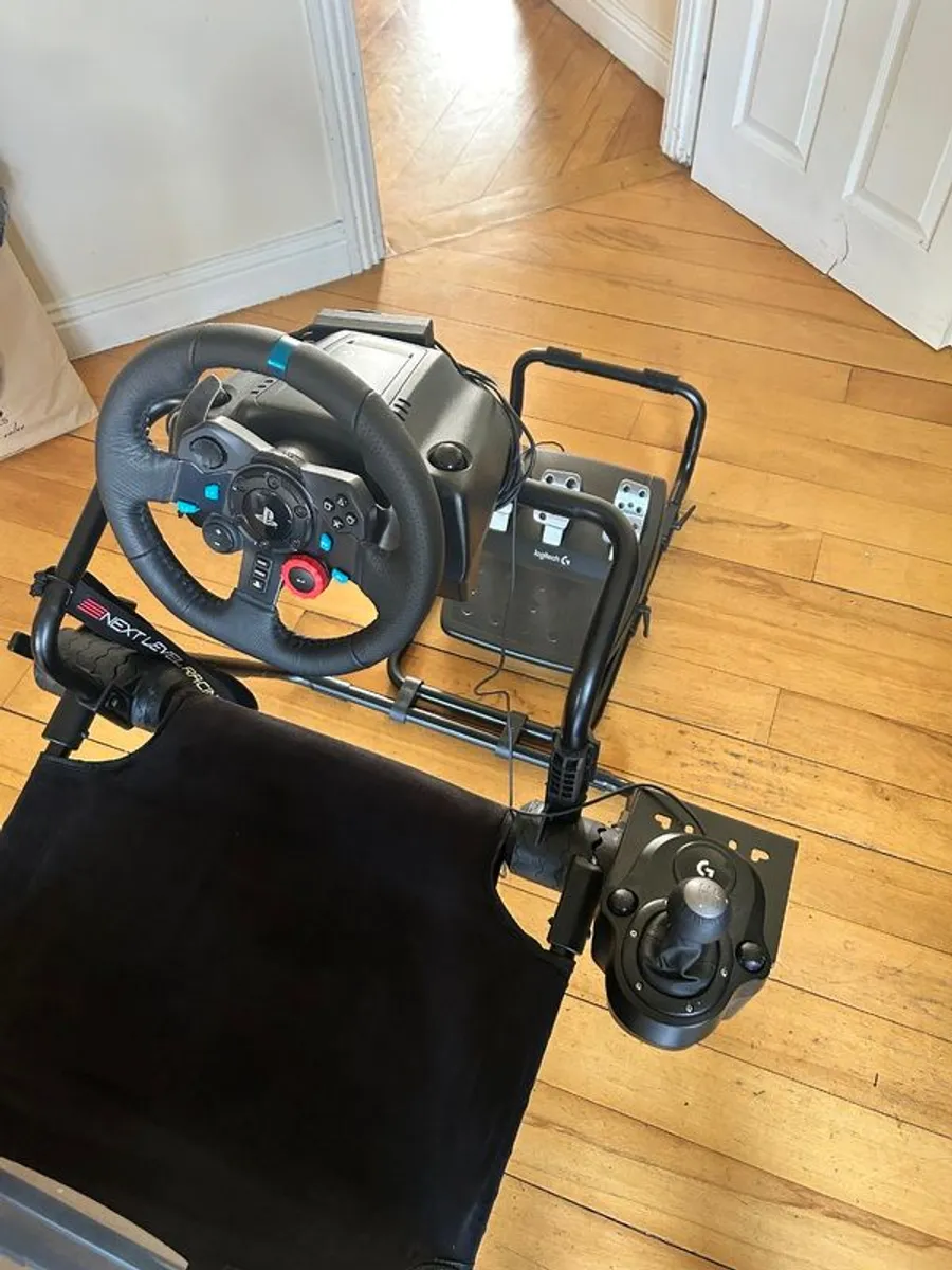 Next Level Racing GT Lite + Logitech G29 (Wheel, Shifter & Pedals) - PS5/PS4 - Image 3