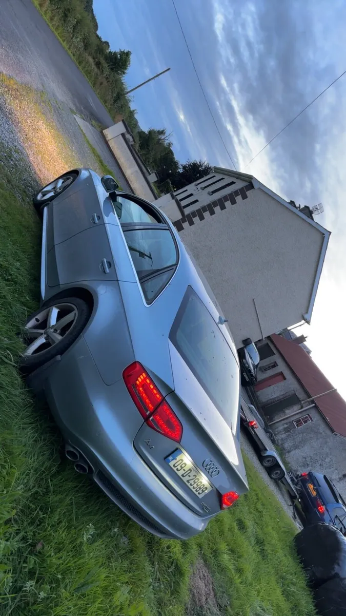 2009 S-Line Audi A4 for breaking - Image 2
