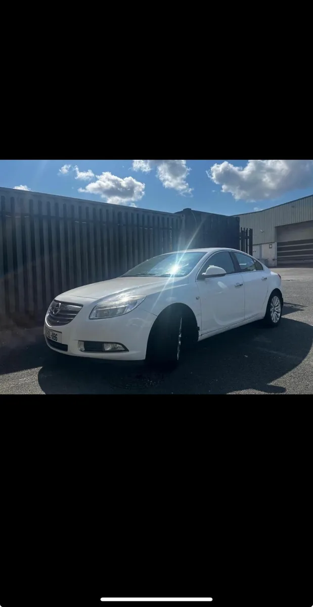 Opel Insignia 2011 - Image 1