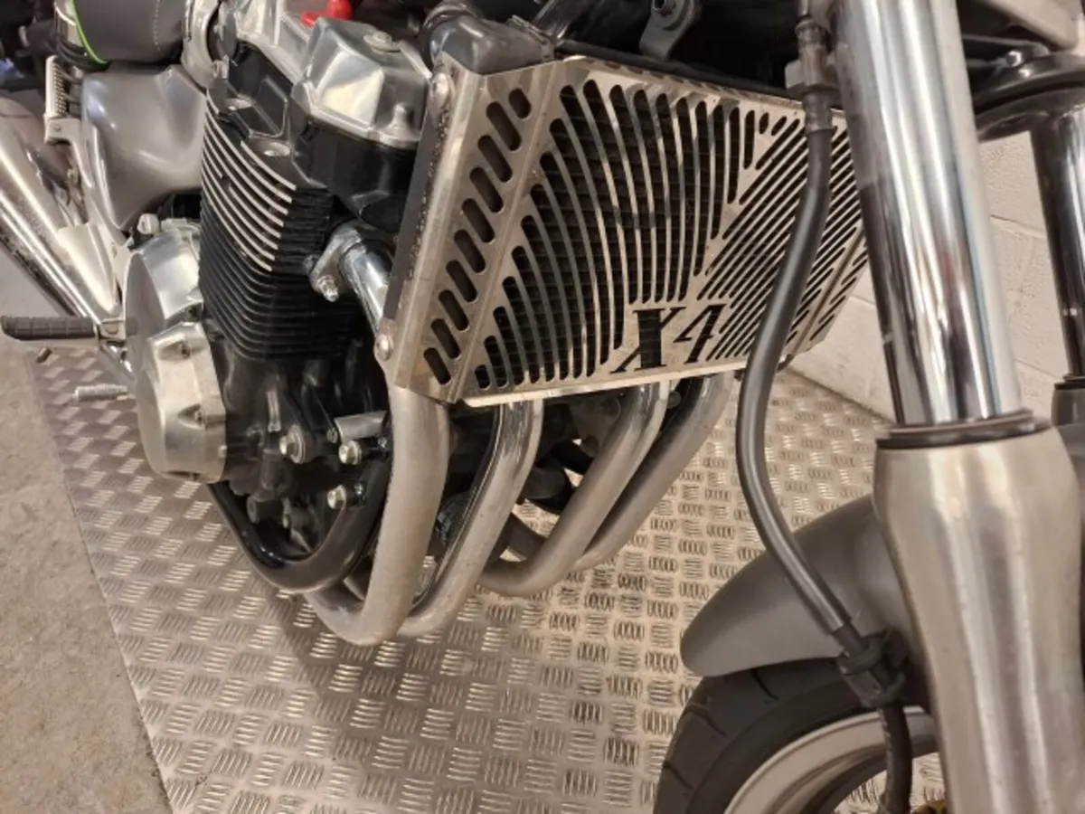 Honda CB1300 X4 1999 - Image 4