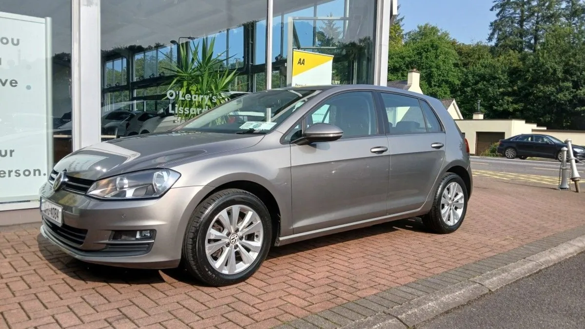 Volkswagen Golf 1.6 TDI 5DR 110HP Comfortline  2 - Image 2