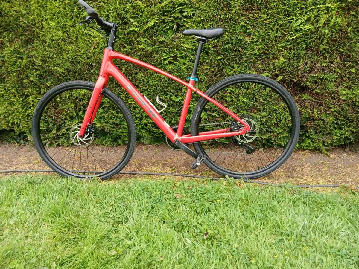 Hybrid Bicycle - Image 2