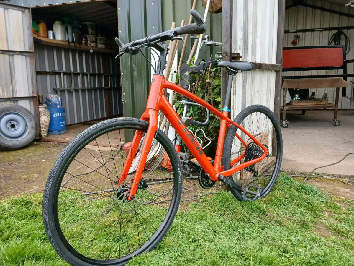 Hybrid Bicycle - Image 1
