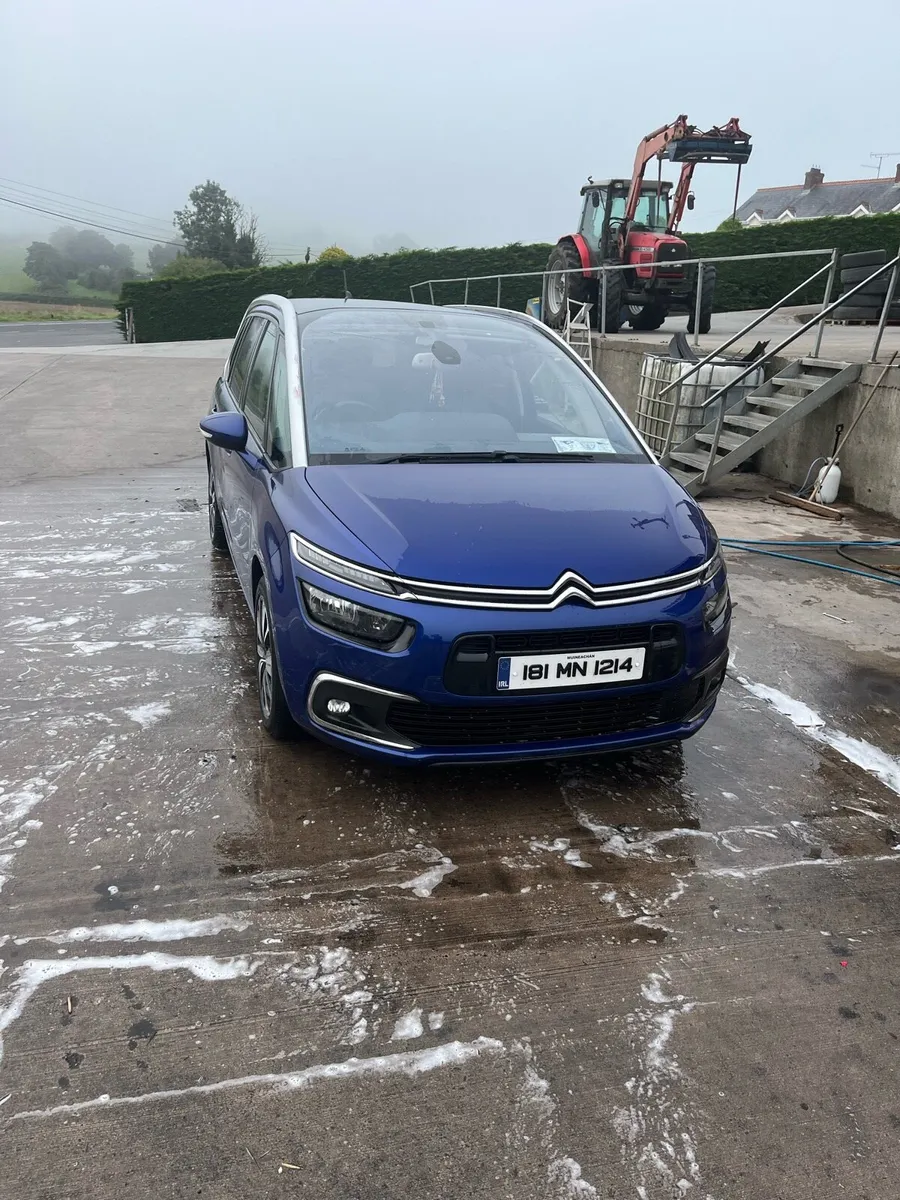Car - Image 2