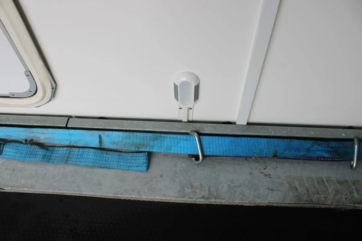 ** IFOR WILLIAMS ENCLOSED CAR TRAILER  ** - Image 3