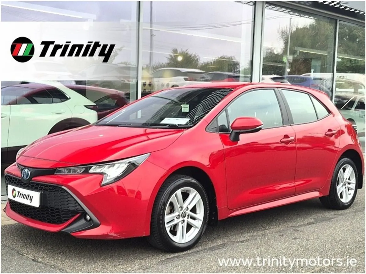 Toyota Corolla Luna 1.8 Hybrid Auto Trinity Motors - Image 1