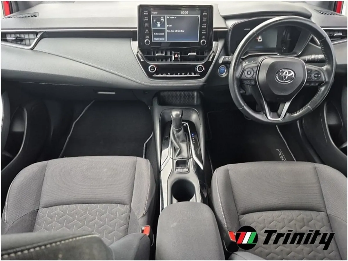 Toyota Corolla Luna 1.8 Hybrid Auto Trinity Motors - Image 2