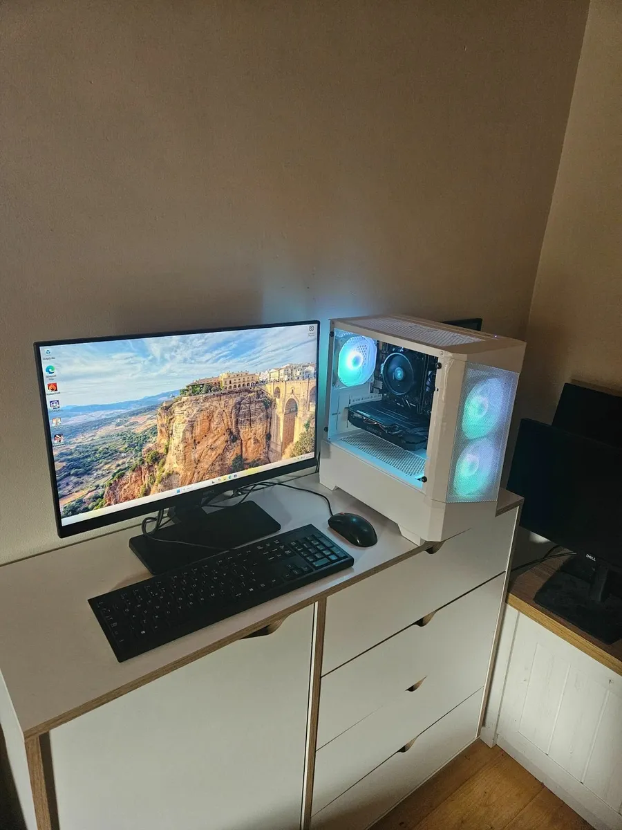Gaming PC | RTX 2060 | Ryzen 5 3600X - Image 1