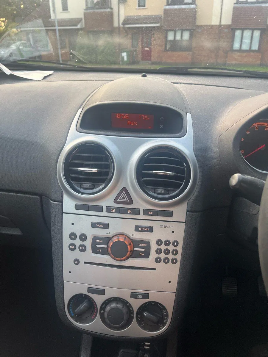 Opel Corsa 1.2 petrol 151,000km - Image 2