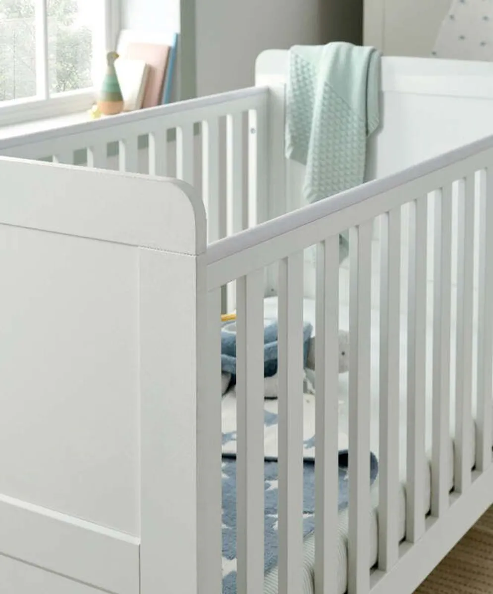 Mamas & papas Heaton Cotbed Grey with mattress - Image 1