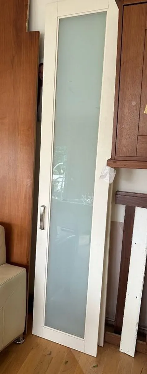 Shaker style wardrobe door with glass