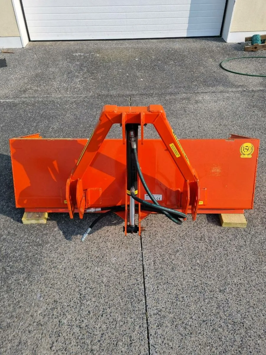 Hydraulic 5ft compact transport box - Image 1