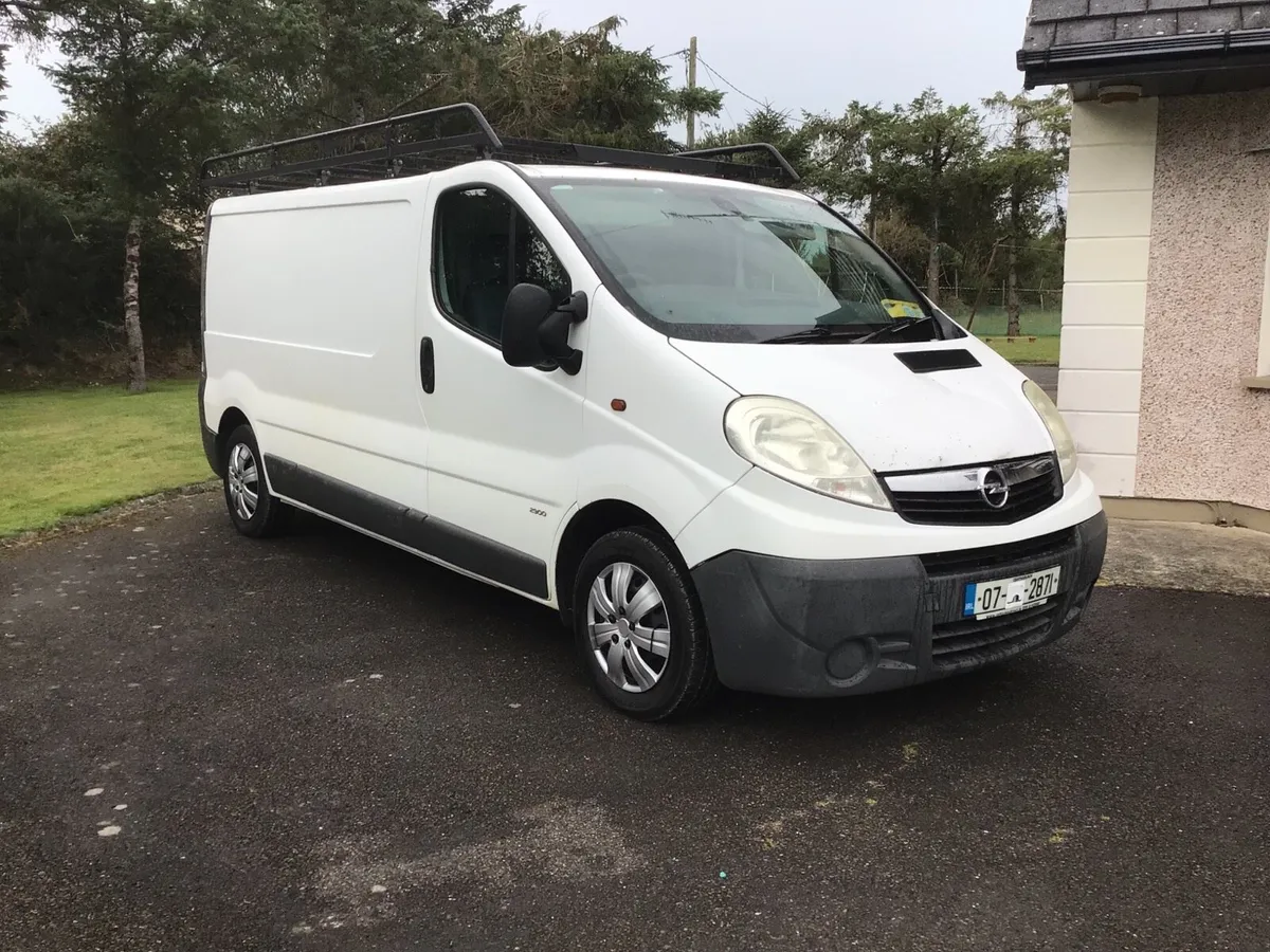 Opel vivaro LWB 2.0CDTI - Image 1