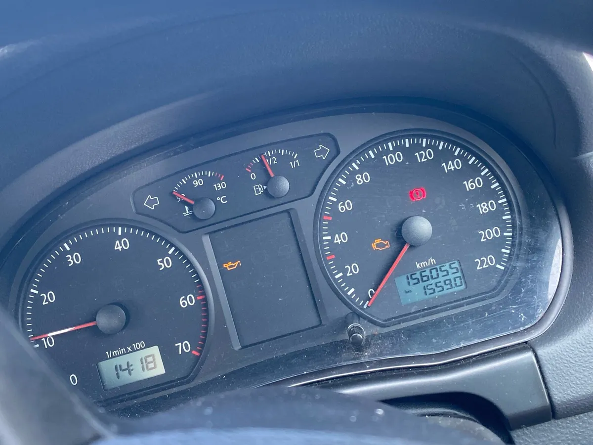 Volkswagen Polo 2008 1.2L Petrol For Sale - Image 4