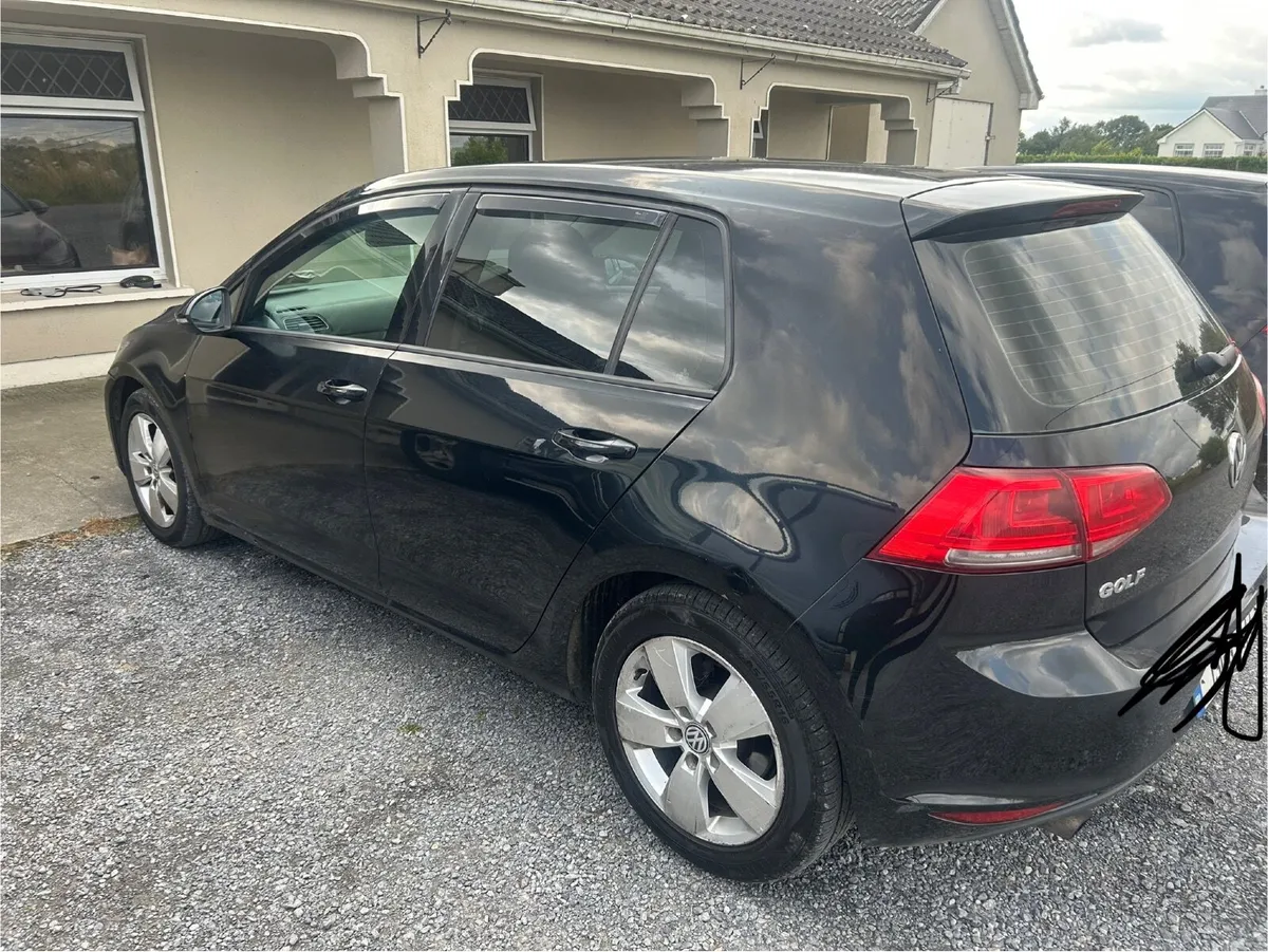 Volkswagen Golf 2013 - Image 1