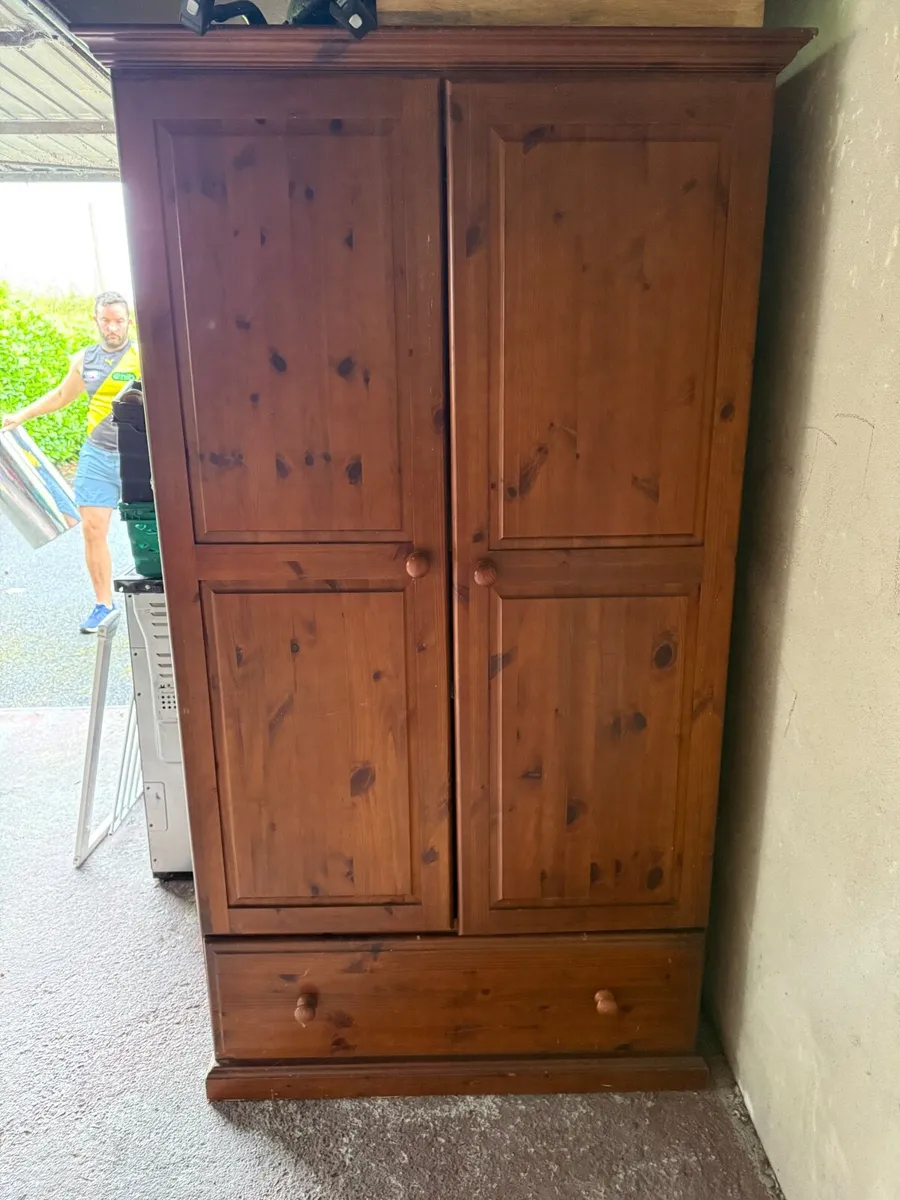 Wardrobe - Image 2