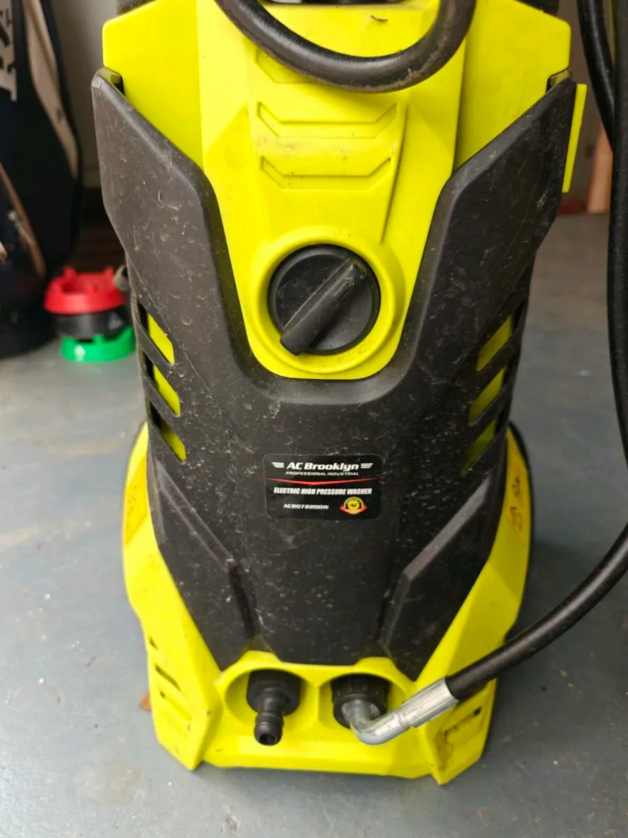 AC Brooklyn Pressure Washer - Image 3