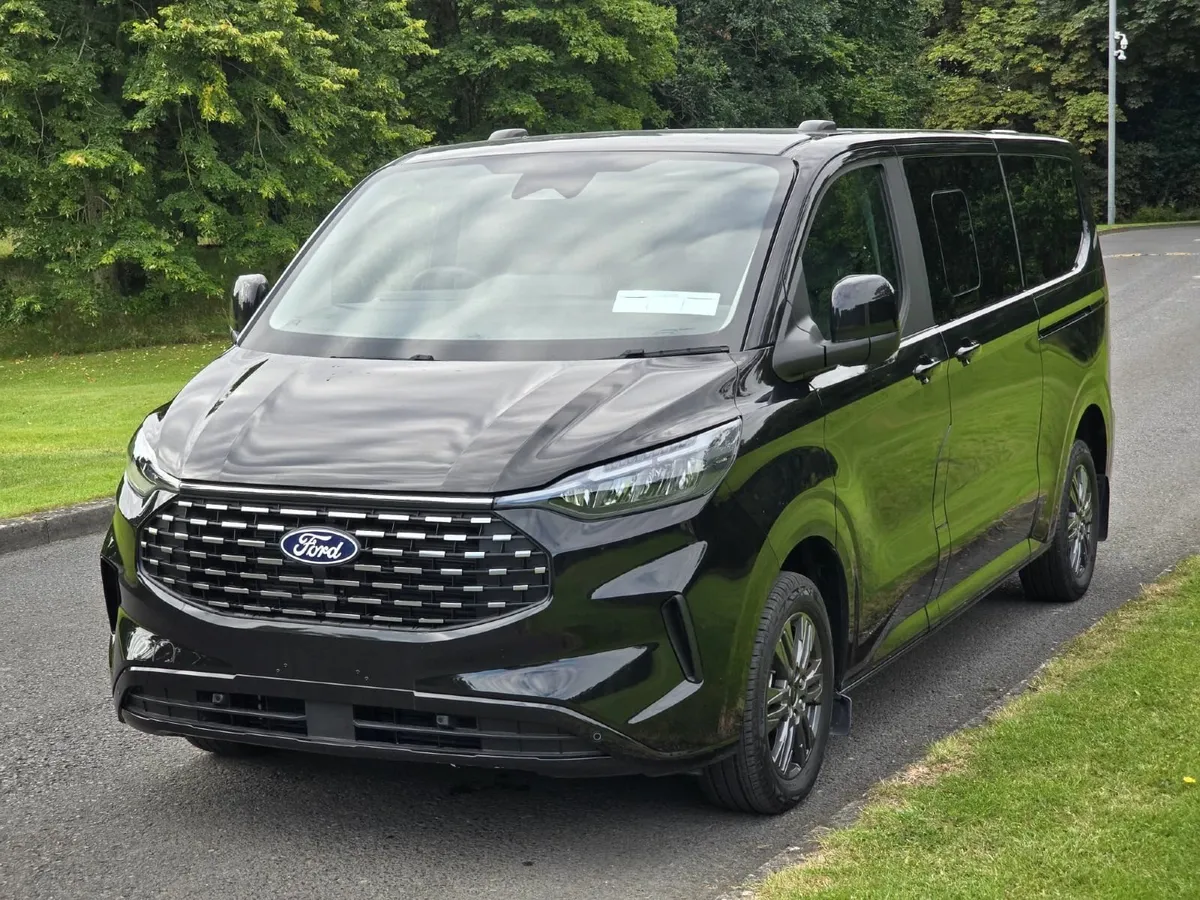 NEW FORD CUSTOM LONG LOW FLOOR WAV - Image 1