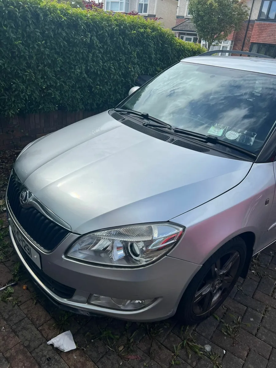 Skoda Fabia tsi 2012 - Image 1