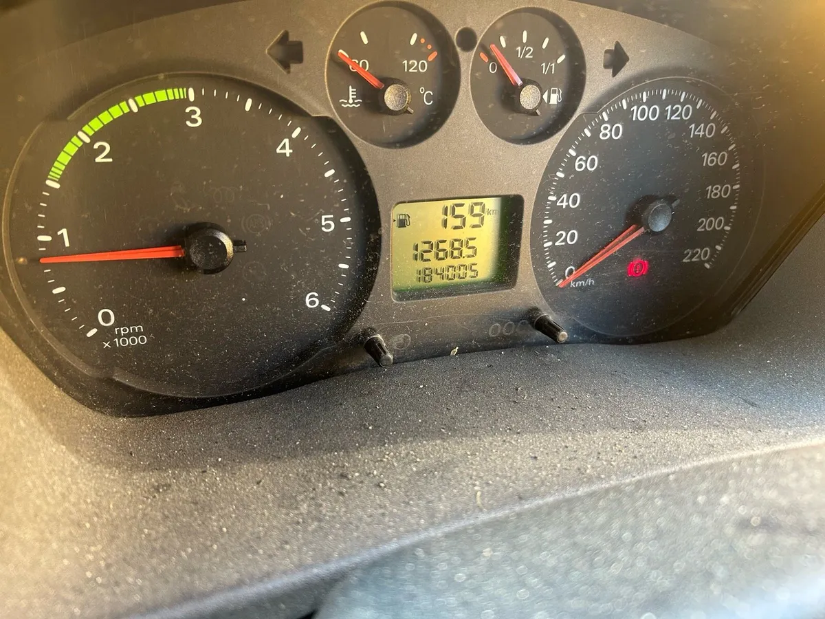 2008 Ford Transit - Image 2