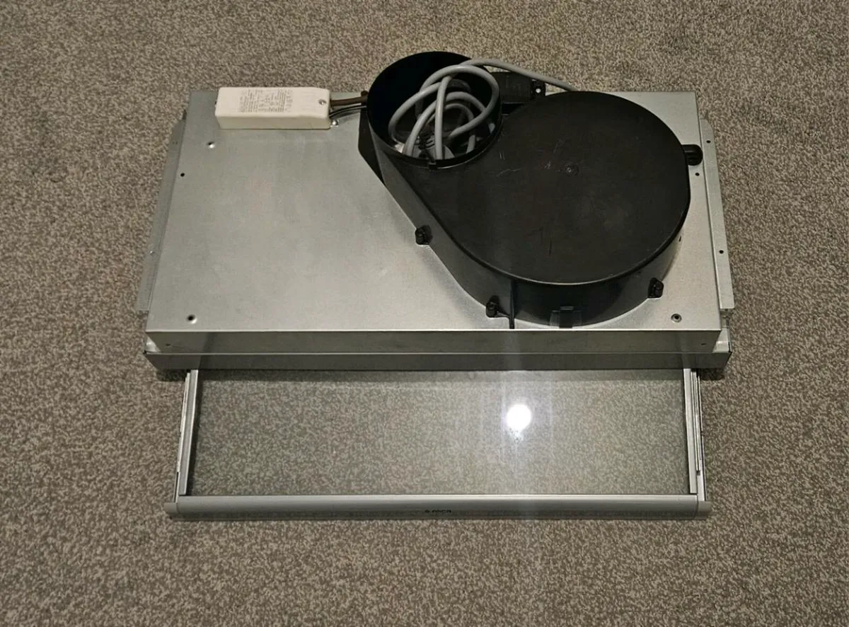 Elica Integrated Hood - Image 4