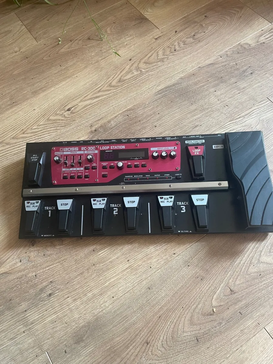Boss rc300 loop station - Image 1