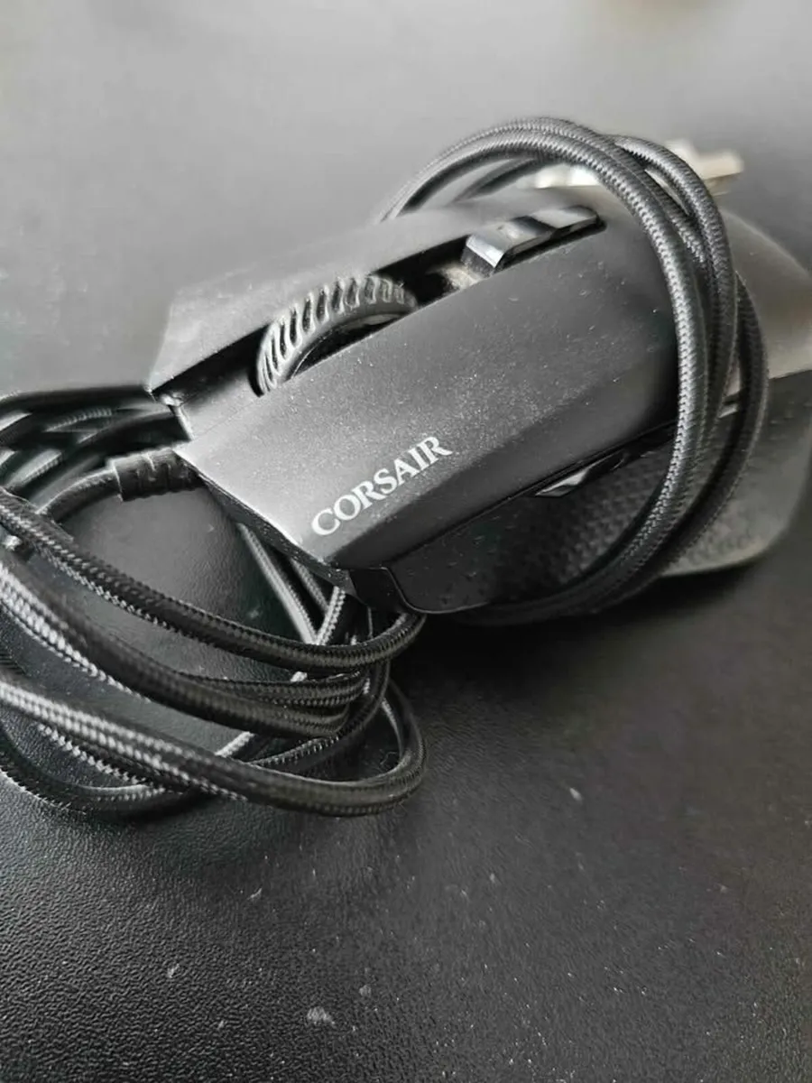 Corsair Harpoon RBG gaming mouse - Image 2