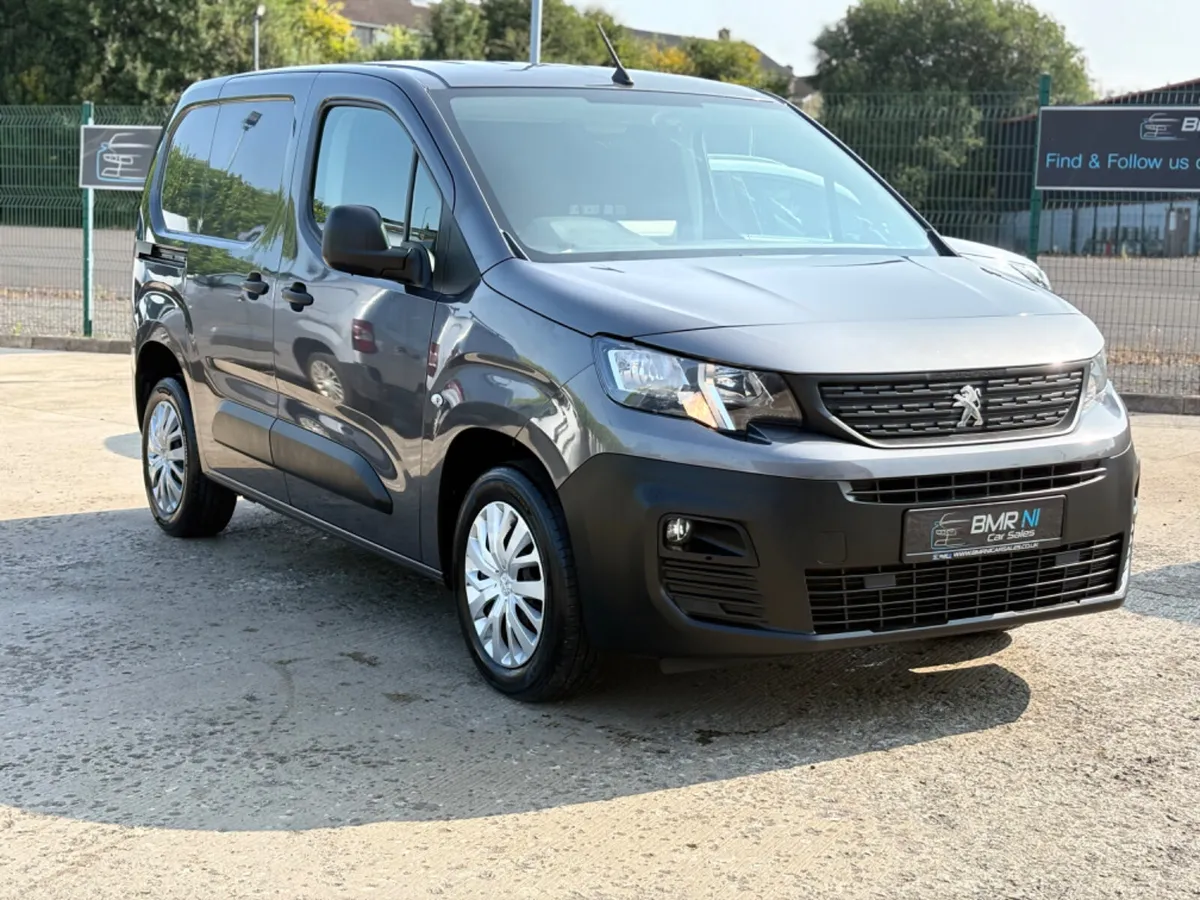 PEUGEOT PARTNER NEW MODEL  2021 - Image 1