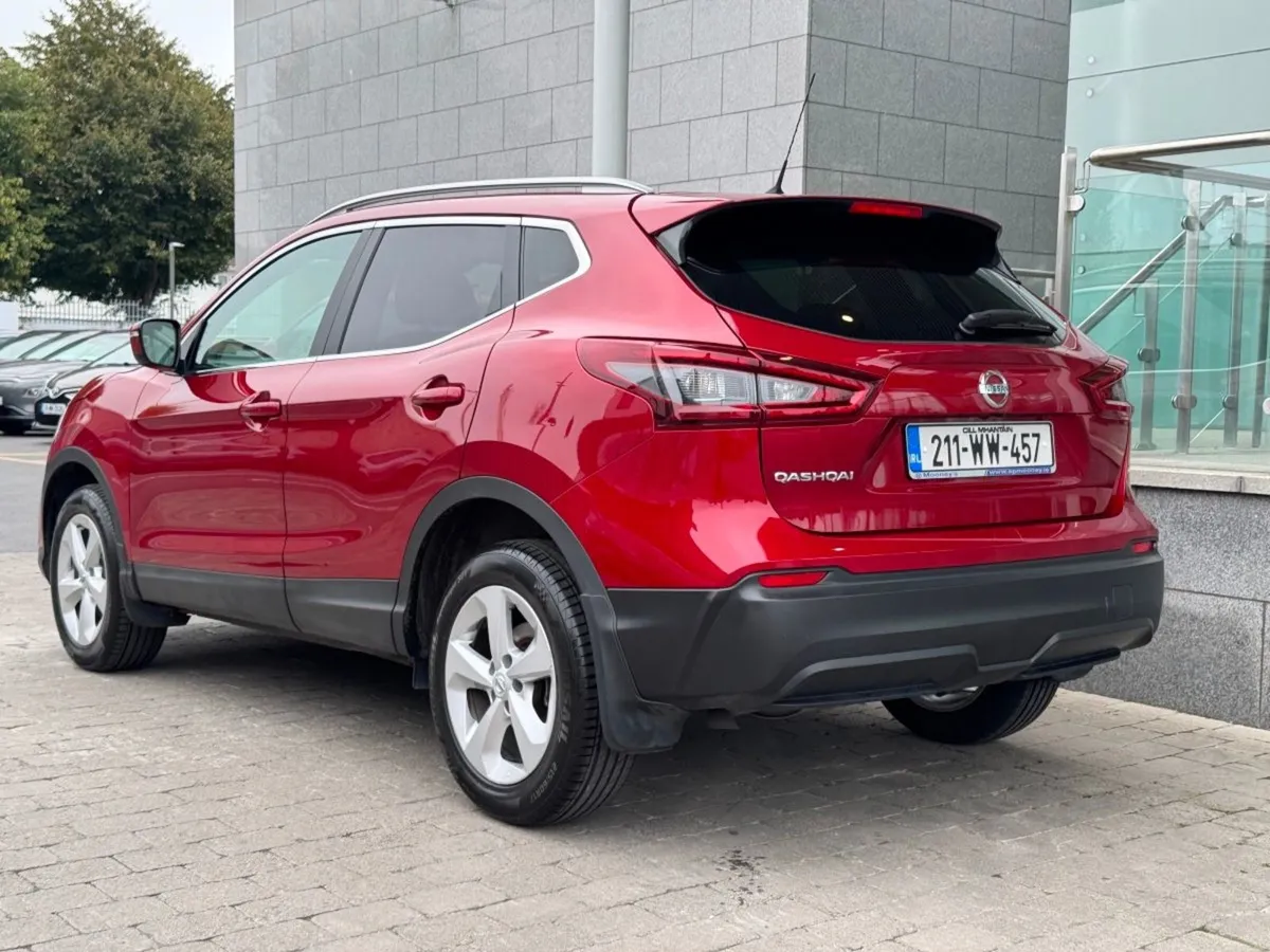 Nissan QASHQAI 1.3 PET SE DCT - Image 4