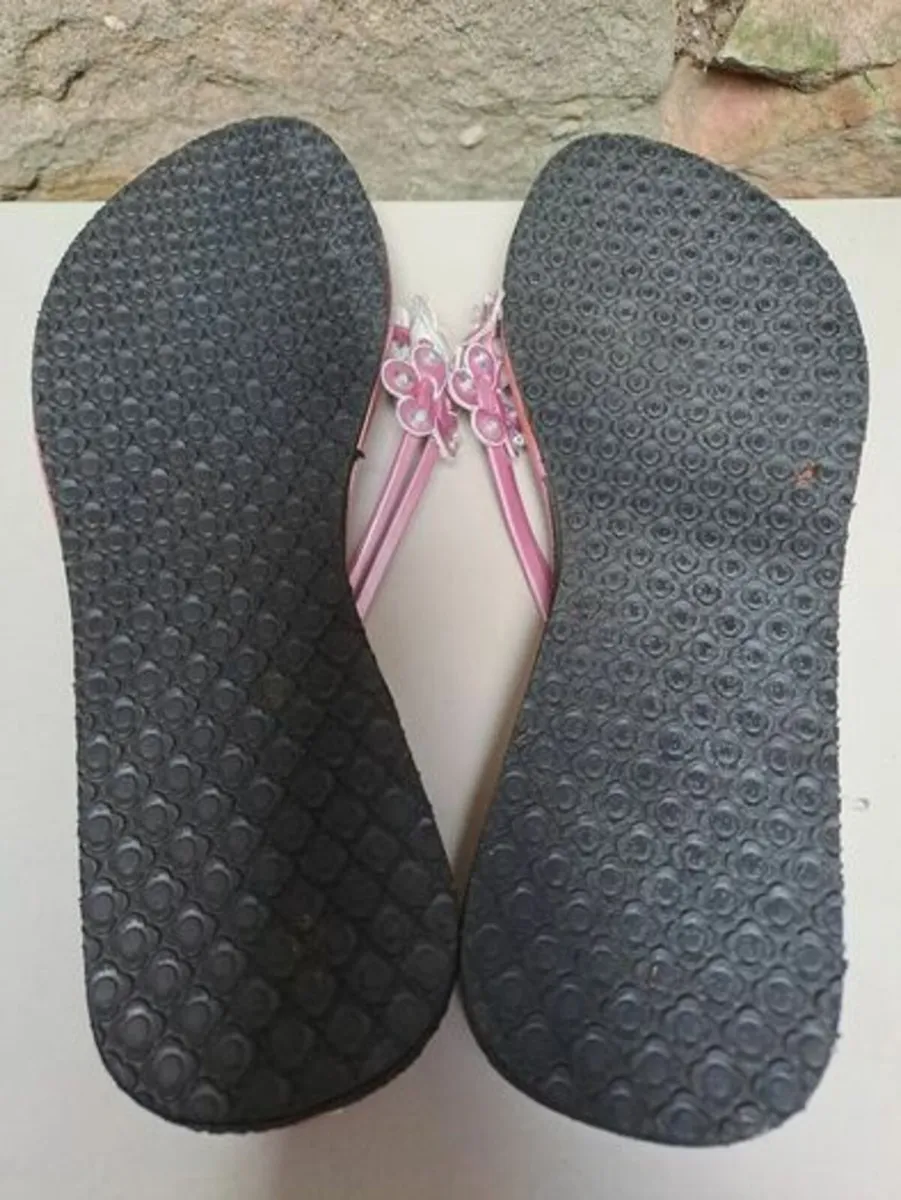 Camino pink slippers size 5 - Image 4