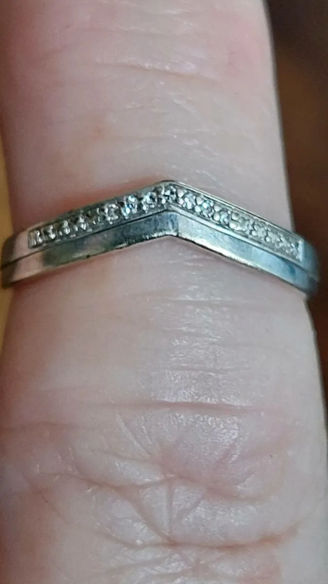 Jewellery - Image 1