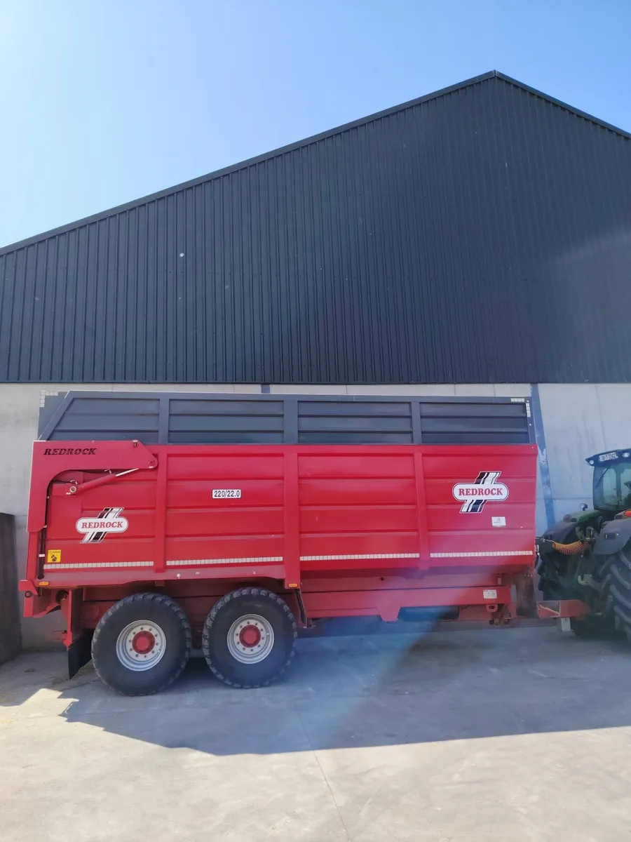 22ft Redrock Silage/Grain Trailer for Sale - Image 2