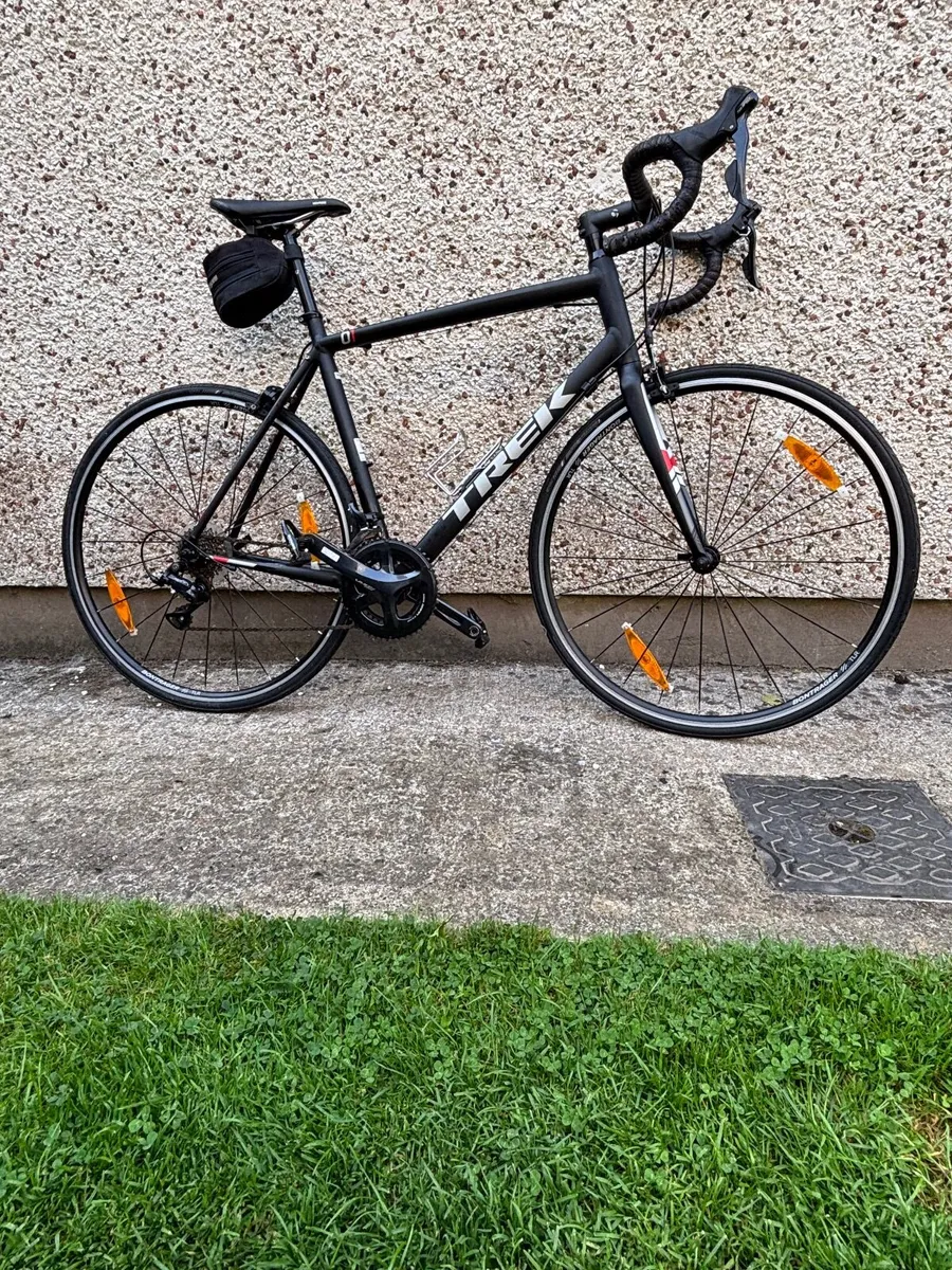 Road bike trek - Image 1