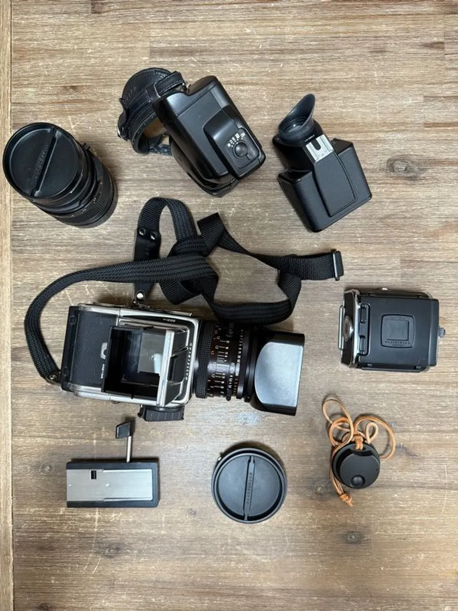 Hasselblad 503CW complete system - Image 1