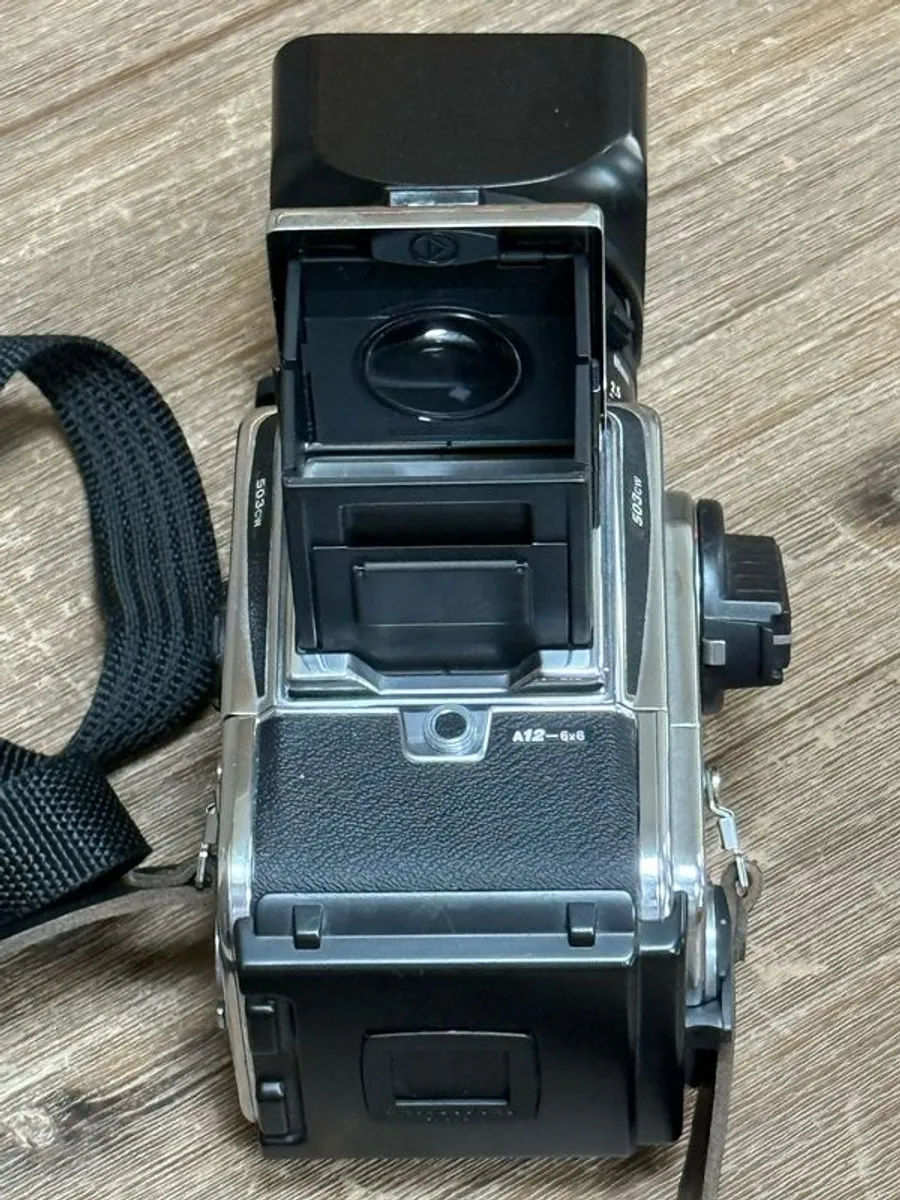 Hasselblad 503CW complete system - Image 2