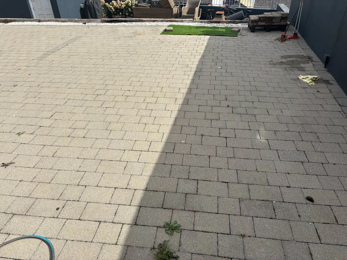 80sq m of Cobble Lock slabs - Image 3