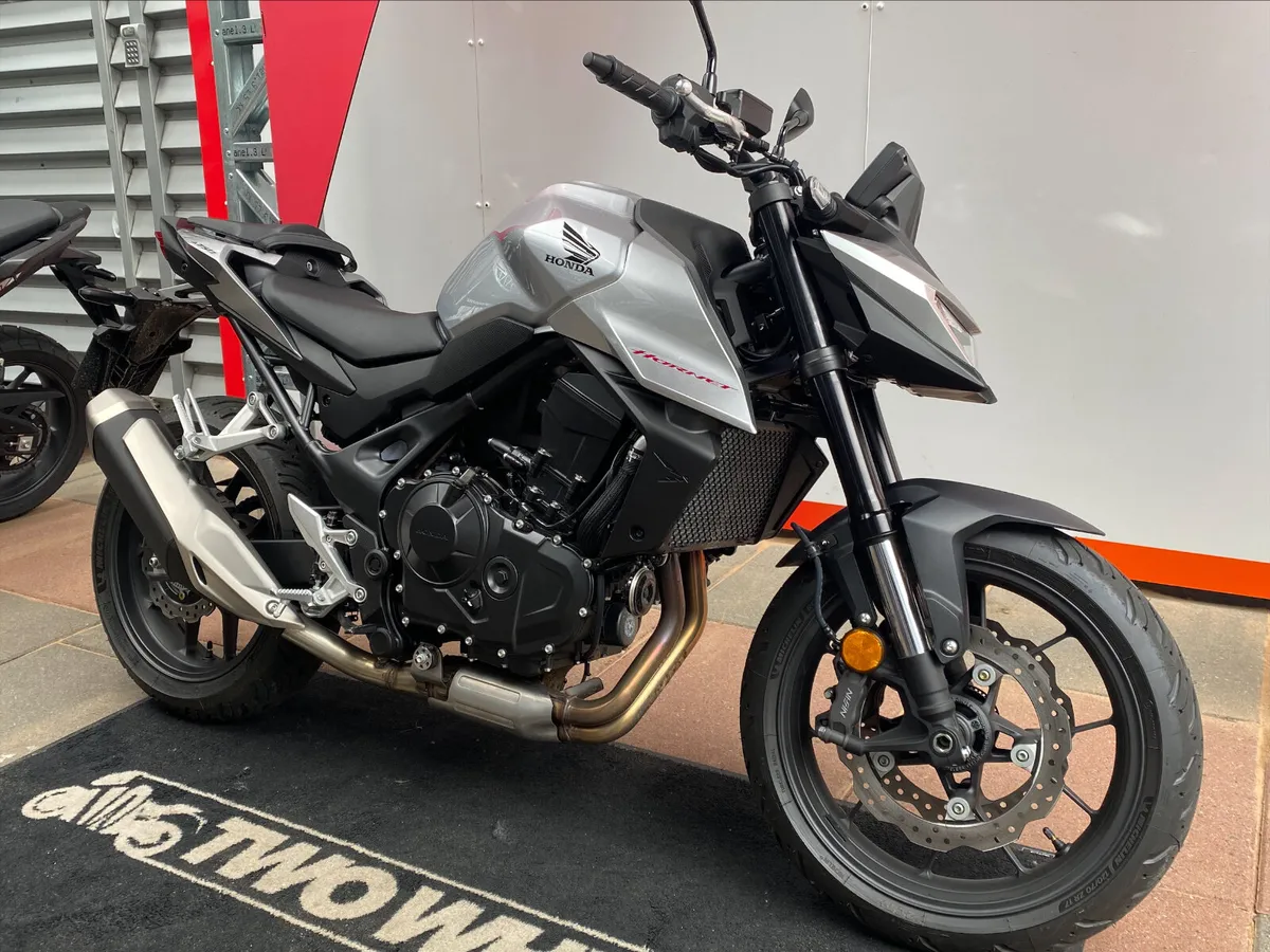 Honda Hornet 750 *Ex Demo* - Image 2
