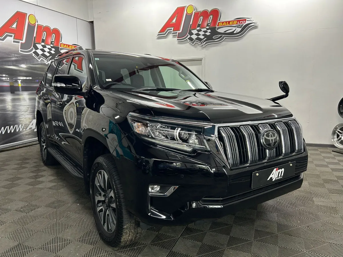 TOYOTA LAND CRUISER PRADO TX LWB 7 SEATER 2023 - Image 2