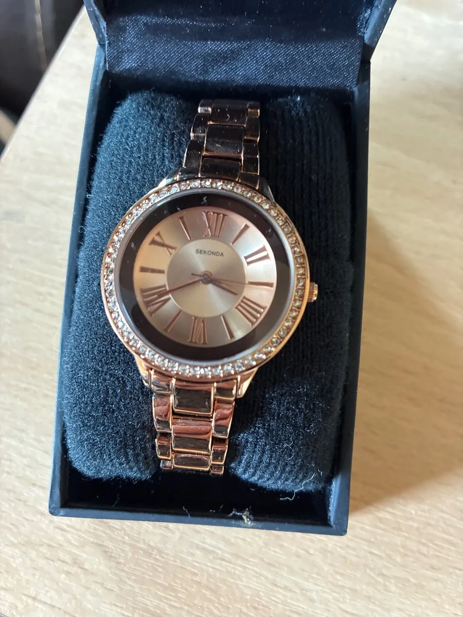 Sekonda ladies watch - Image 1