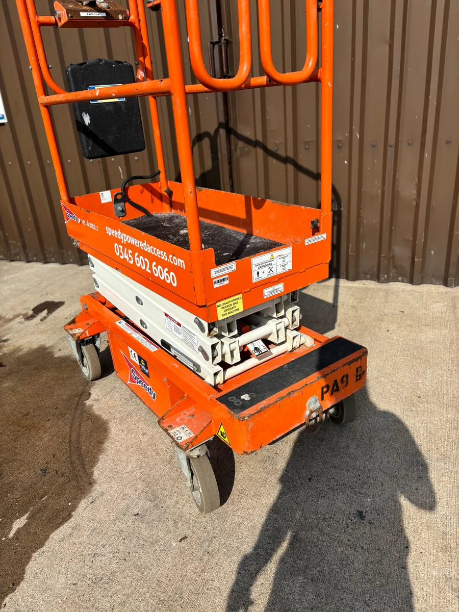 Snorkel S3008P Push Around Scissor Lift 8FT - Image 3