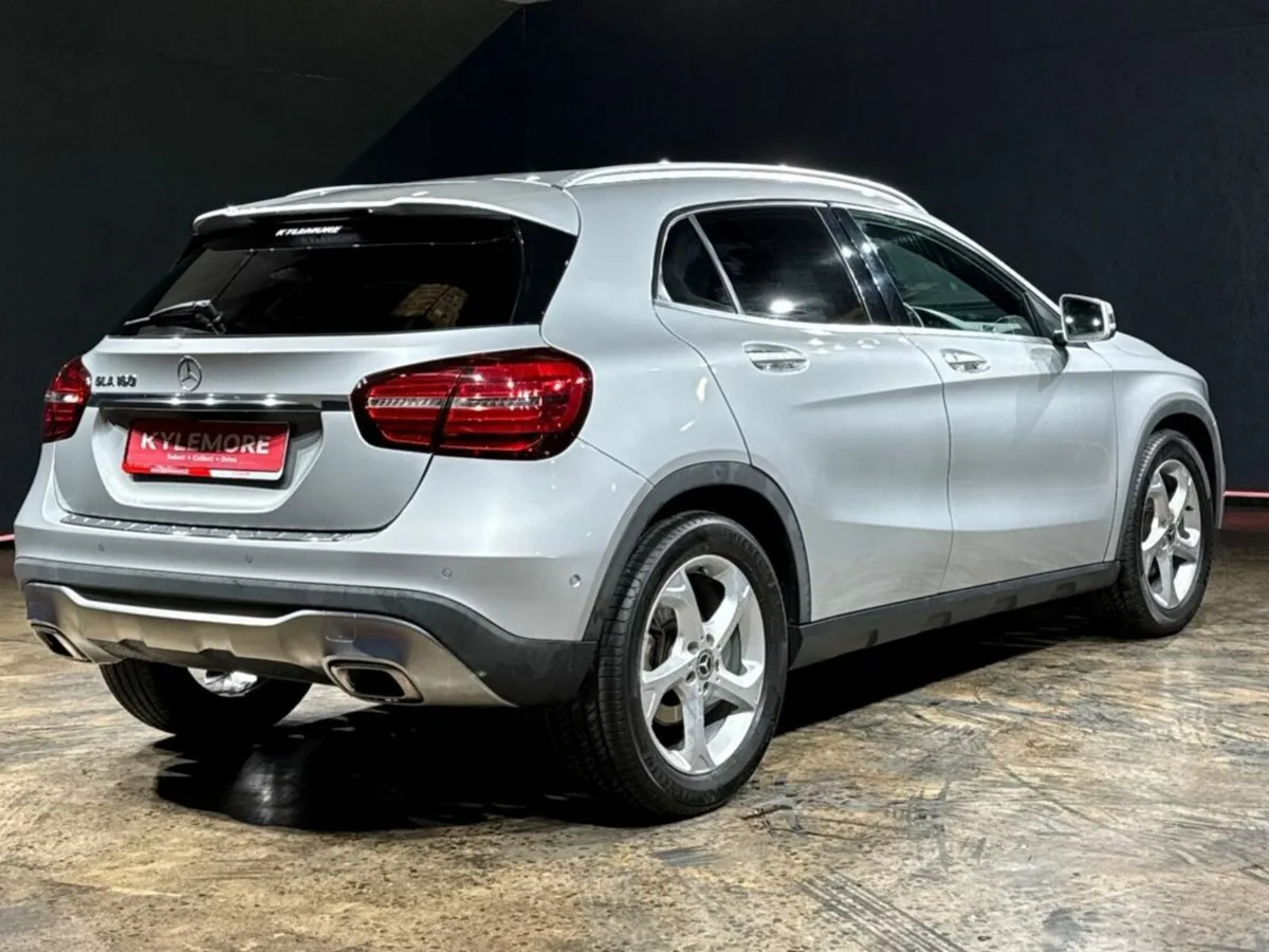 Mercedes-Benz GLA 1.6 AUTOMATIC - Image 4