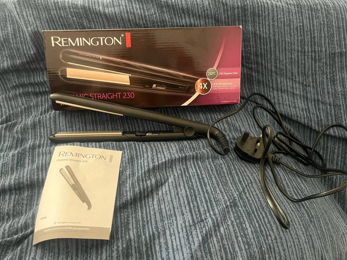 Remington Hair Straightener 230 degrees - Image 1