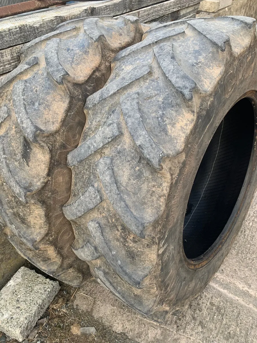 Tyres 340 85 R28 - Image 1