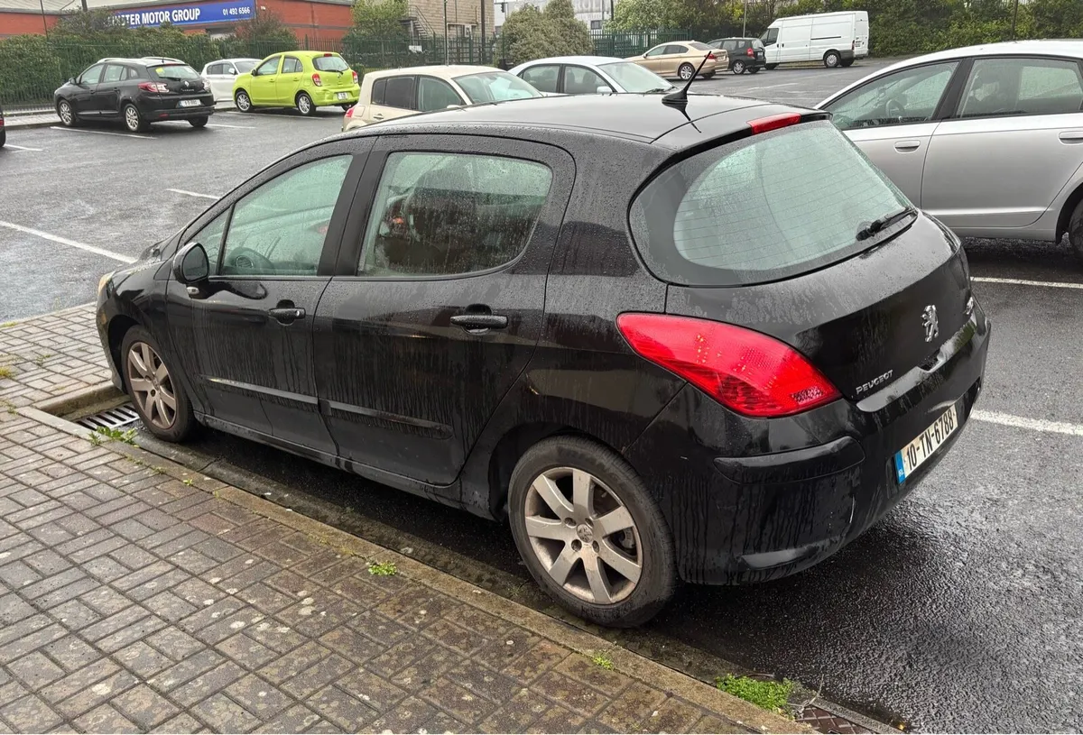 Peugeot 308 1.6 diesel manual for sale. - Image 4